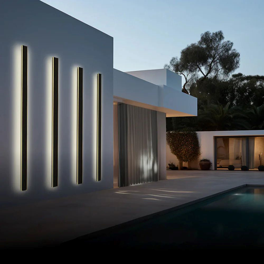 Architectural Black Vertical LED Wall Light For Indoor And Outdoor