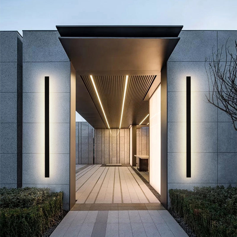 Architectural Black Vertical LED Wall Light For Indoor And Outdoor