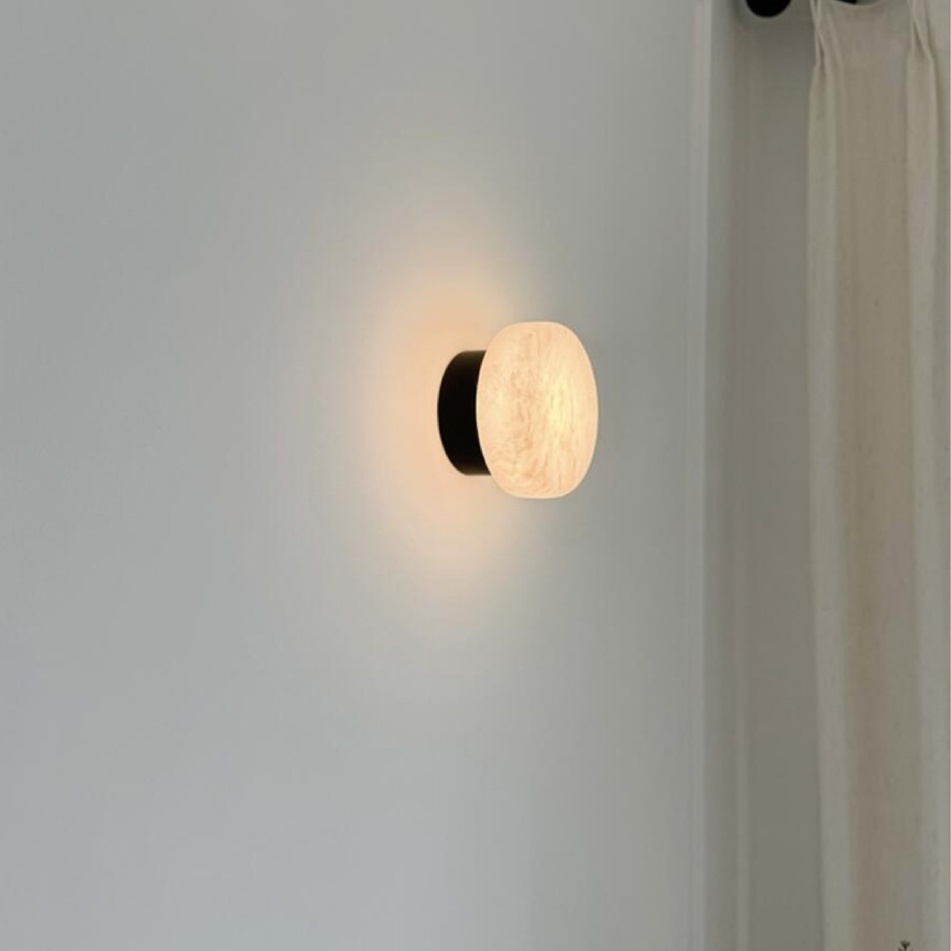 Artisanova Premium Marble Wall Sconce With Polished Metal Frame