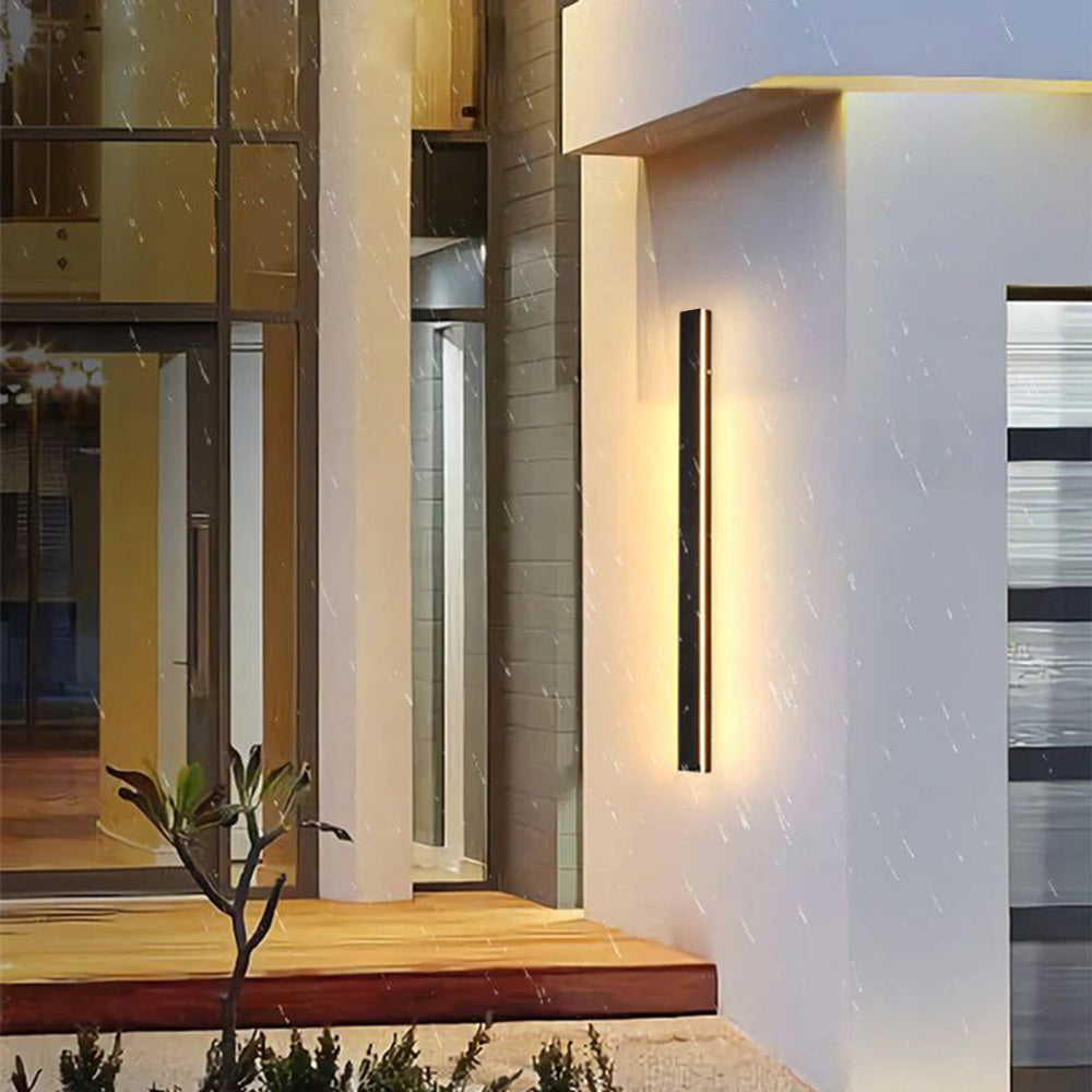 Architectural Black Vertical LED Wall Light For Indoor And Outdoor