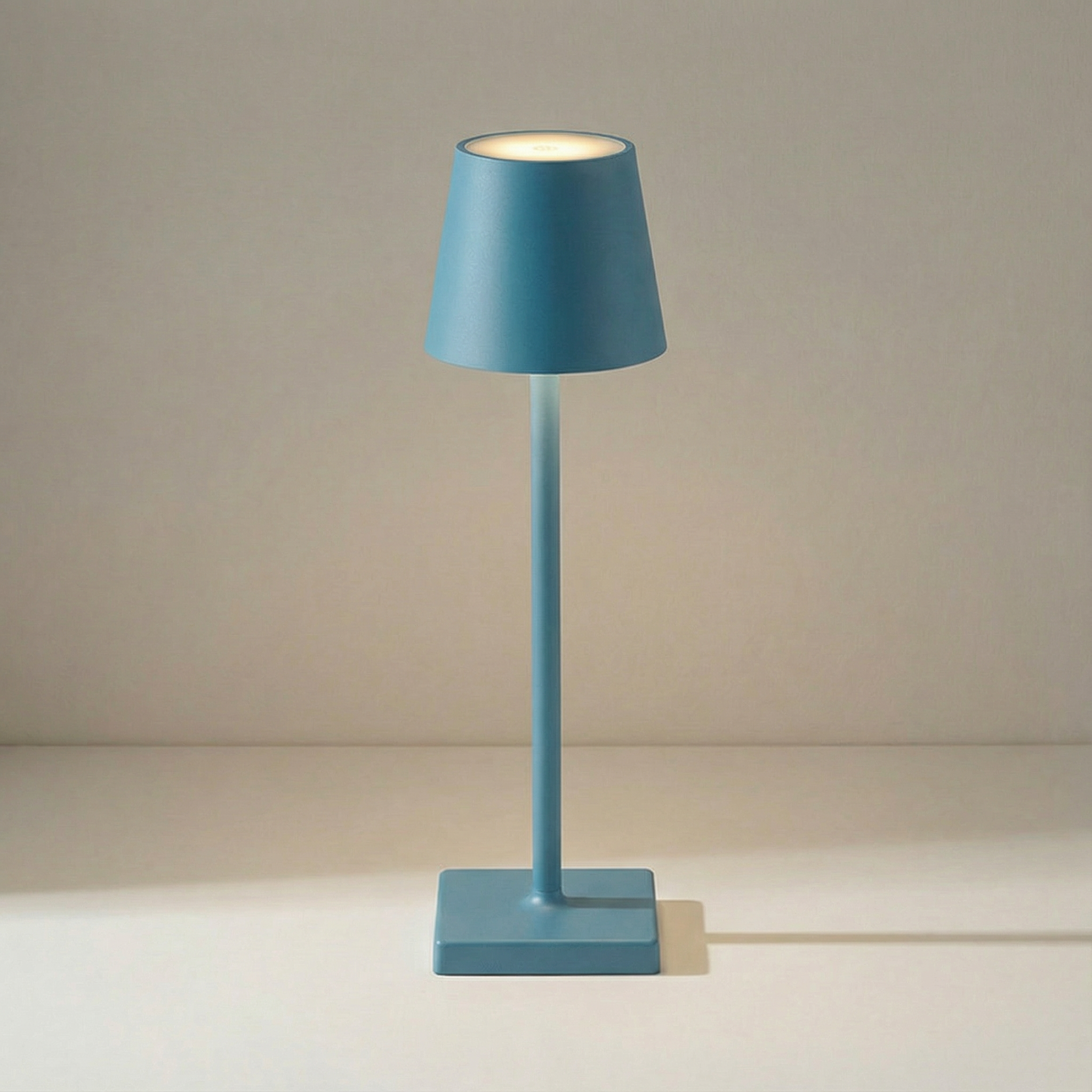 Portable Modern Aluminum Rechargeable Touch Dimmable LED Table Lamp