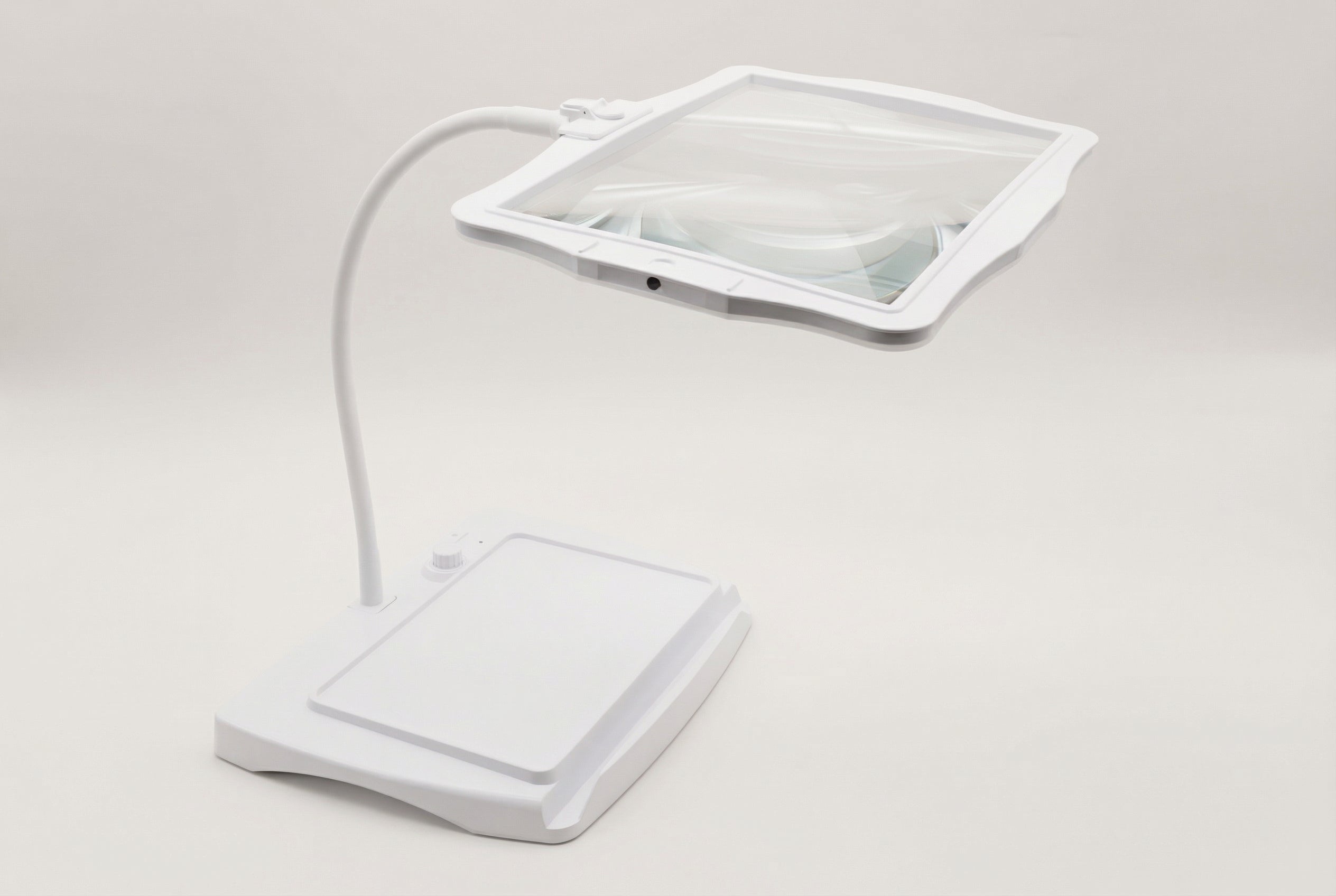 Professional LED Magnifying Desk Lamp With 48 Lights And 3X HD Lens